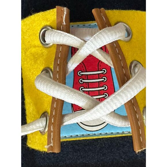 KENLEY Busy Board For Toddlers\Alzheimers Montessori Sensory Felt Activity Board - Picture 7 of 8